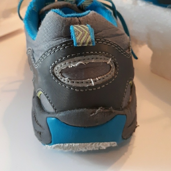 L.L.Bean kids size 5 sneakers - Picture 4 of 5
